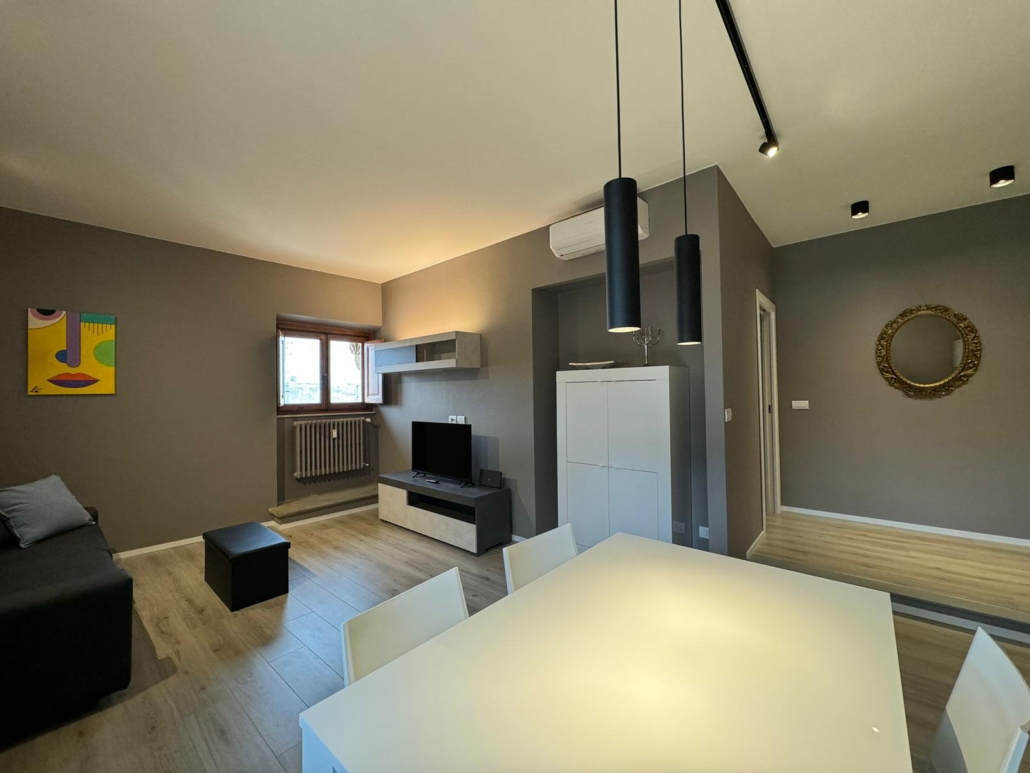 Soggiorno moderno di Casa i Portici ad Arezzo